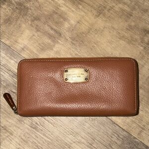 Michael Kors Tan Leather Zip Wallet
